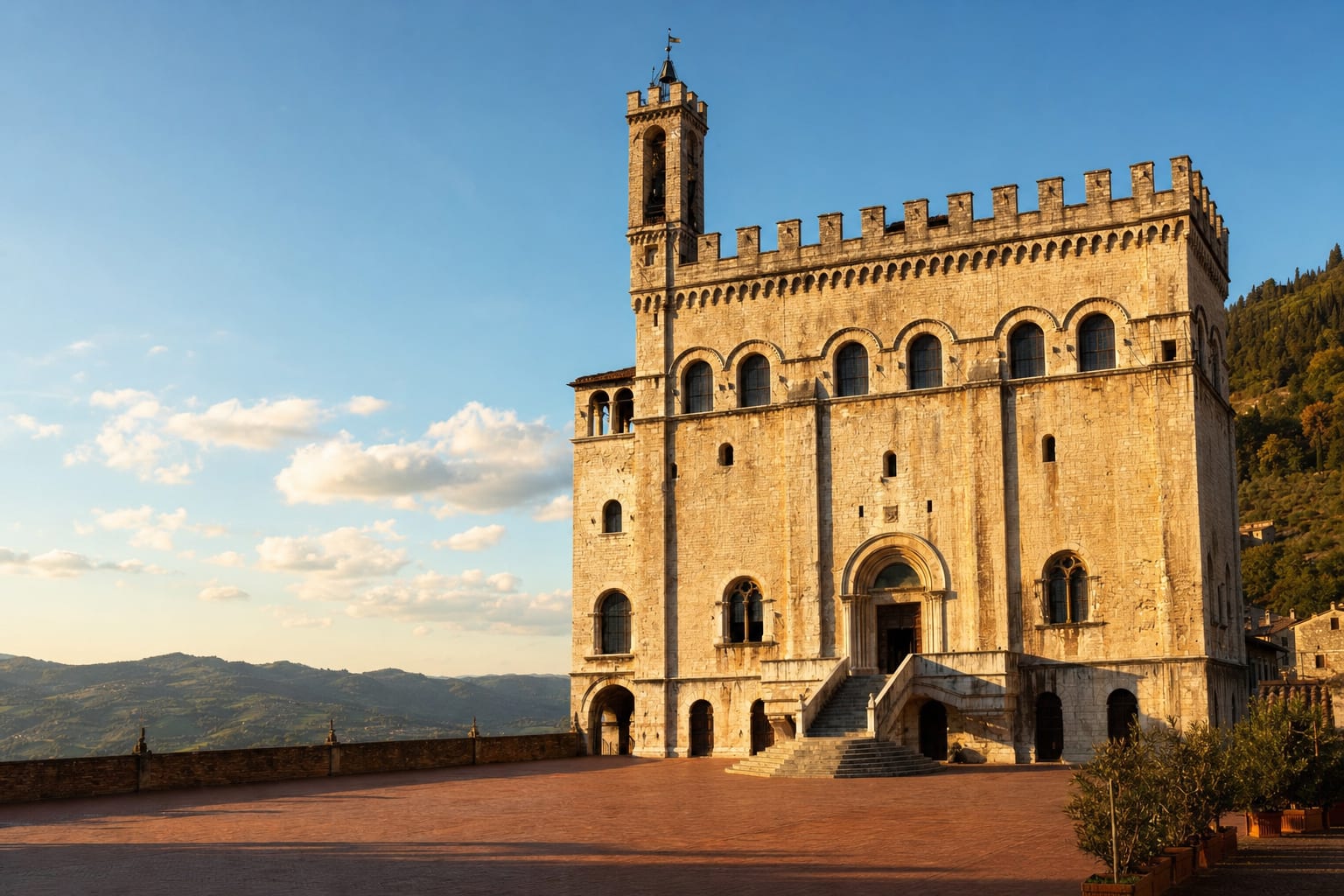 Palazzo dei Consoli on Gubbio's piazza hung over the valley
