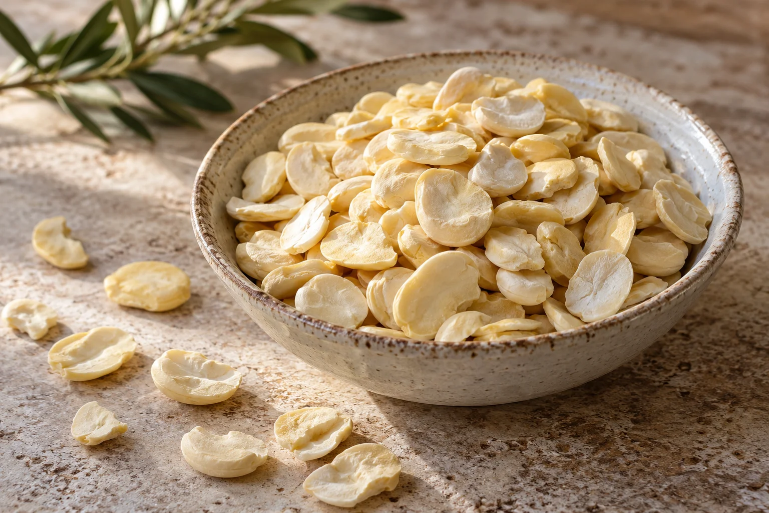 Peeled dried fava beans, pale and without skins.